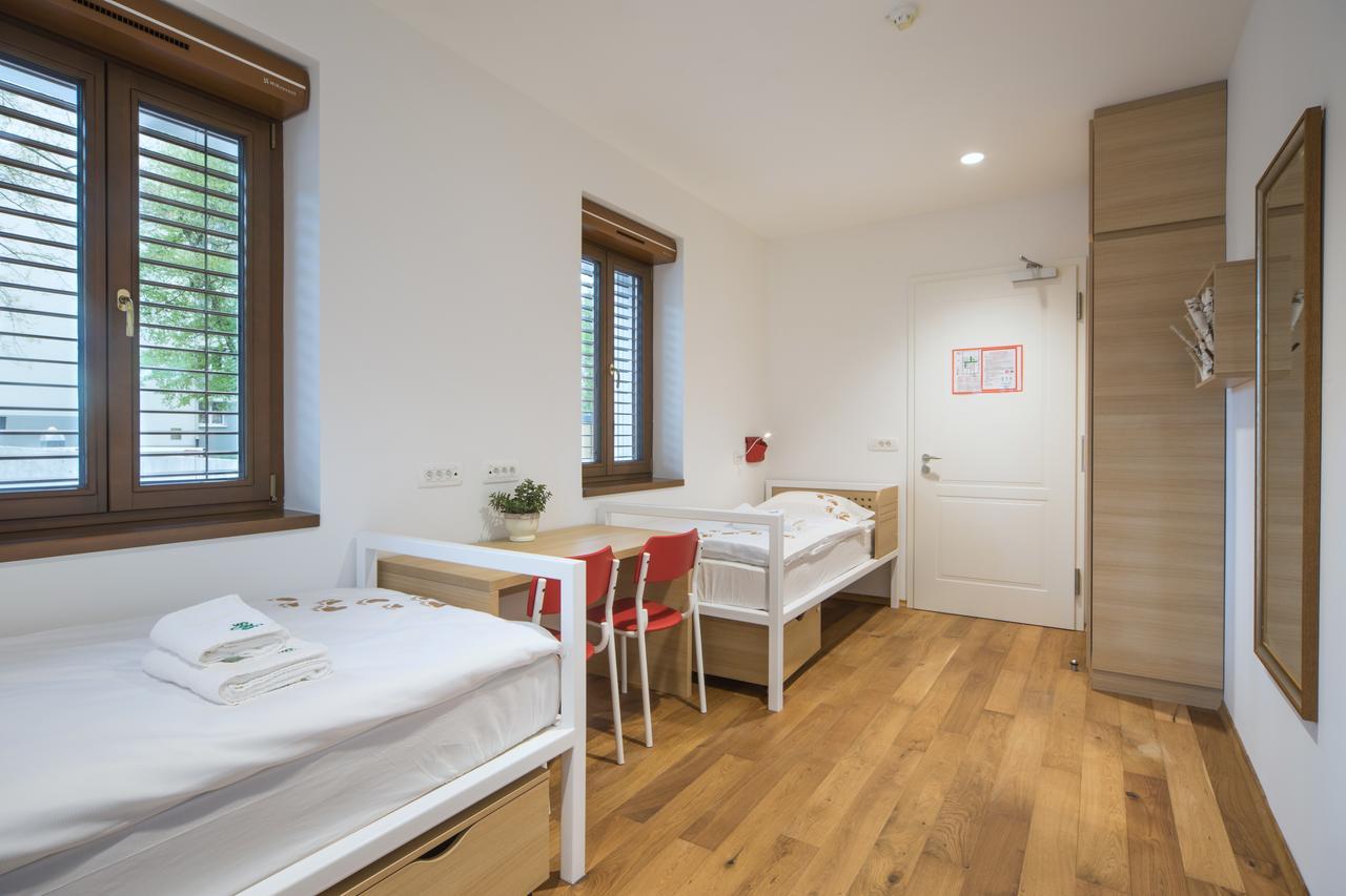Hostel Bearlog Kocevje Εξωτερικό φωτογραφία